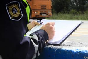 инспектор ГИБДД